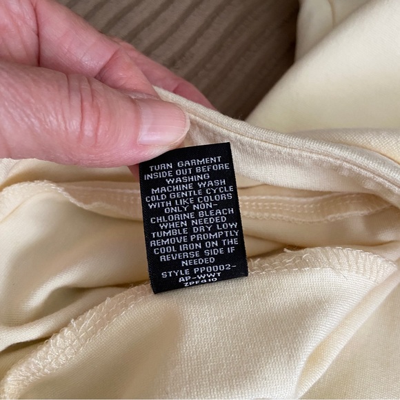 Zoe+Phoebe Cream elastic waist pants - Petite Large - NWOT - Picture 6 of 12